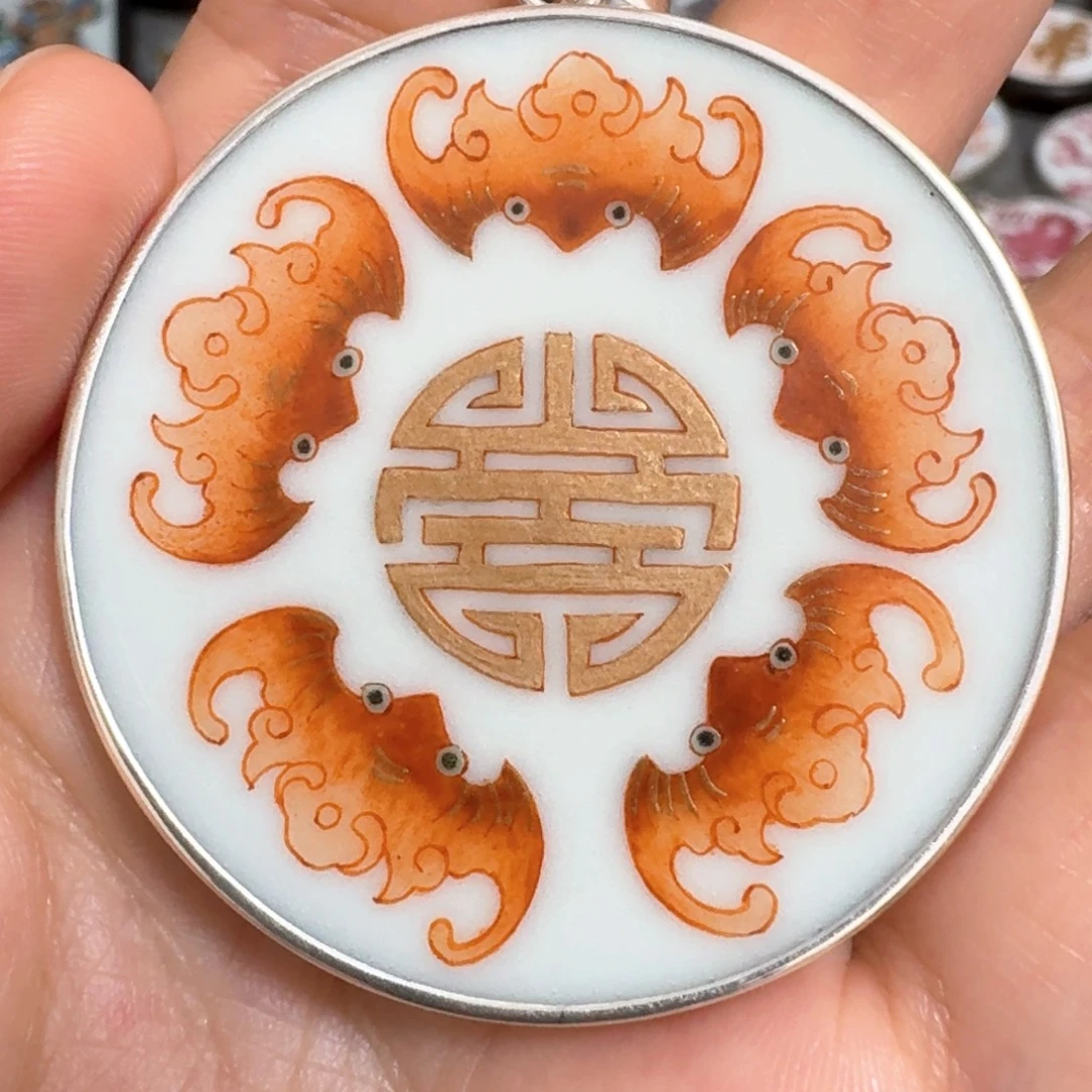用***6瓷片金五福挂件一个