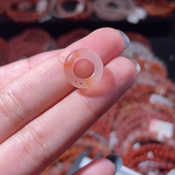 南红玛瑙未镶嵌跑环2040