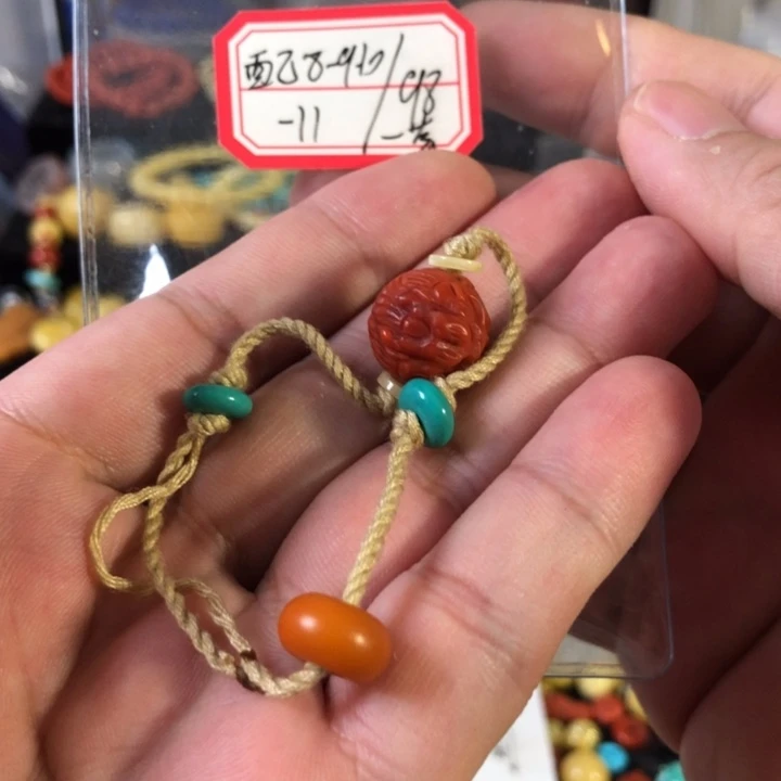 蜜蜡珠宝奇石未镶嵌