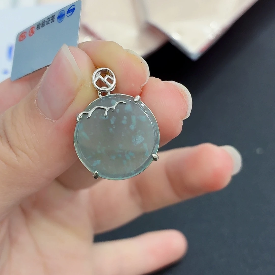 翡翠银S925镶嵌颈饰翡翠无事牌吊坠
