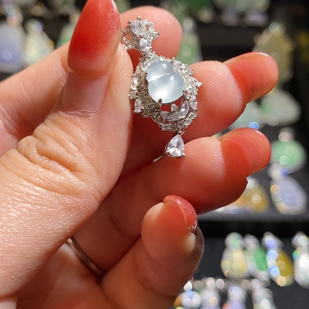 颈饰银S925镶嵌翡翠天然翡翠