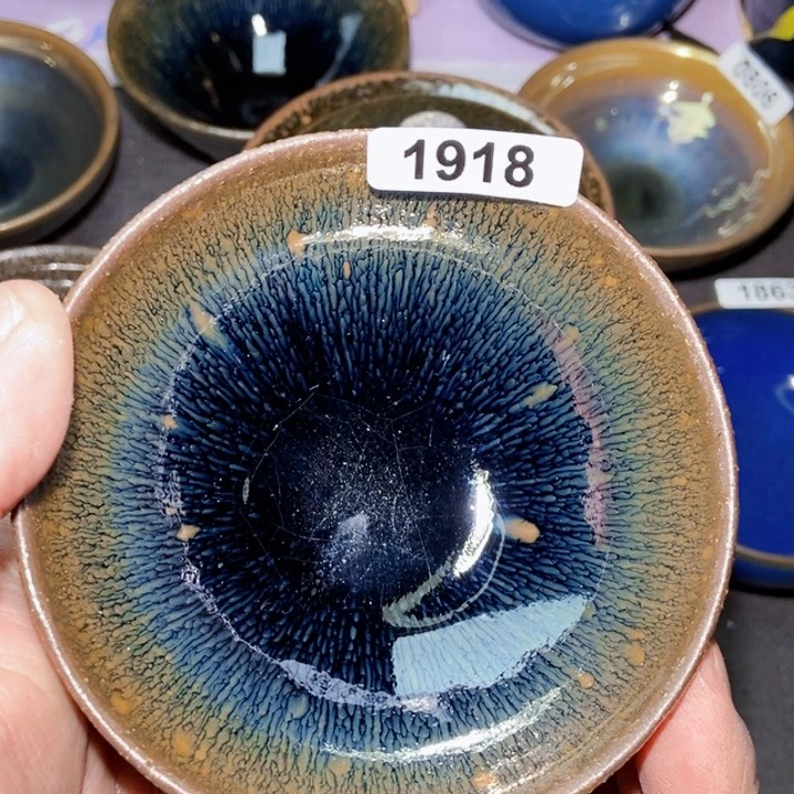 茶盏山中有朵雨做的雲