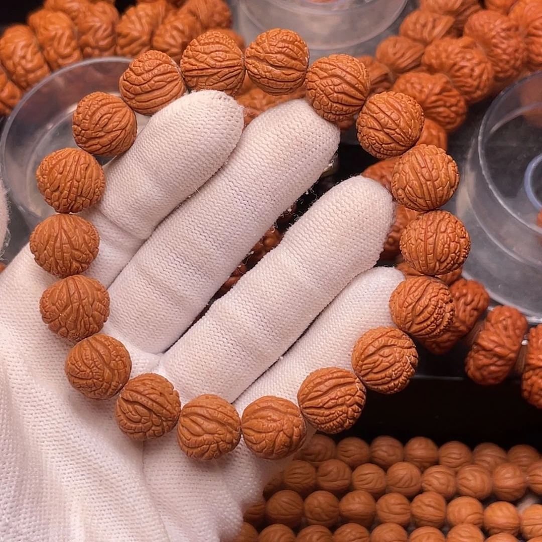 手串桃核红锦鲤1.4+