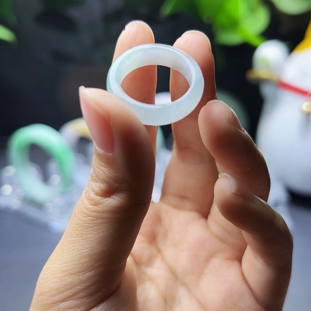 翡翠未镶嵌戒指翡翠戒指