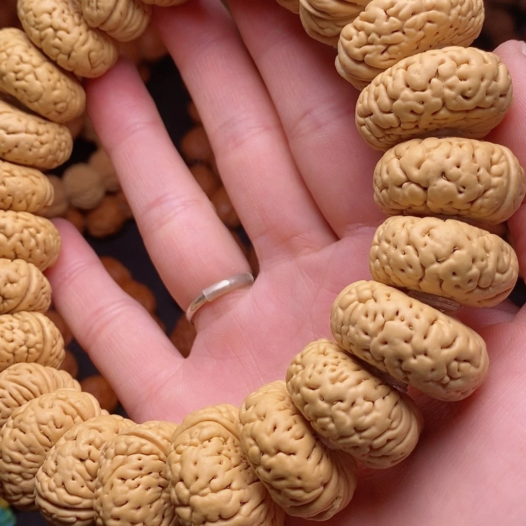 【闪购商品】文玩核桃吊坠桃核夹板25