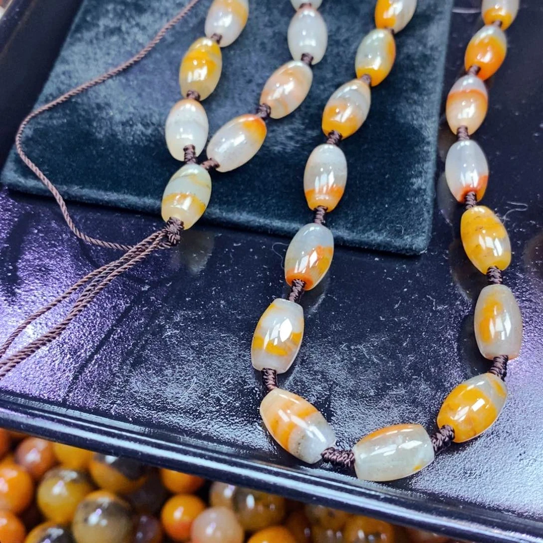 未镶嵌石英质玉（黄龙玉）吊坠(不含链)