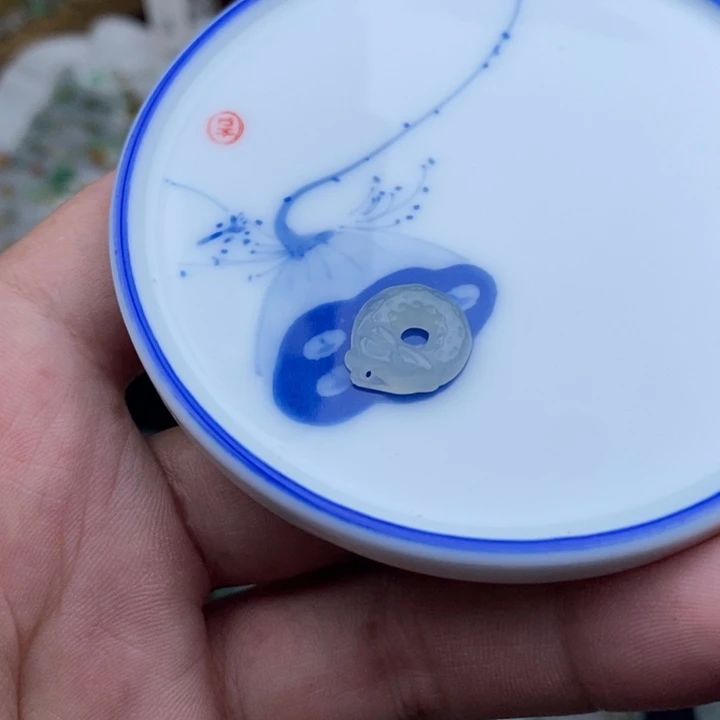 翡翠散珠龙圈一个