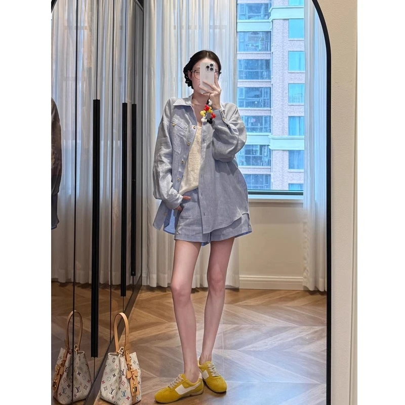 度假风慵懒蓝色棉麻套装女夏季2025新款休闲运动防晒衣短裤两件套