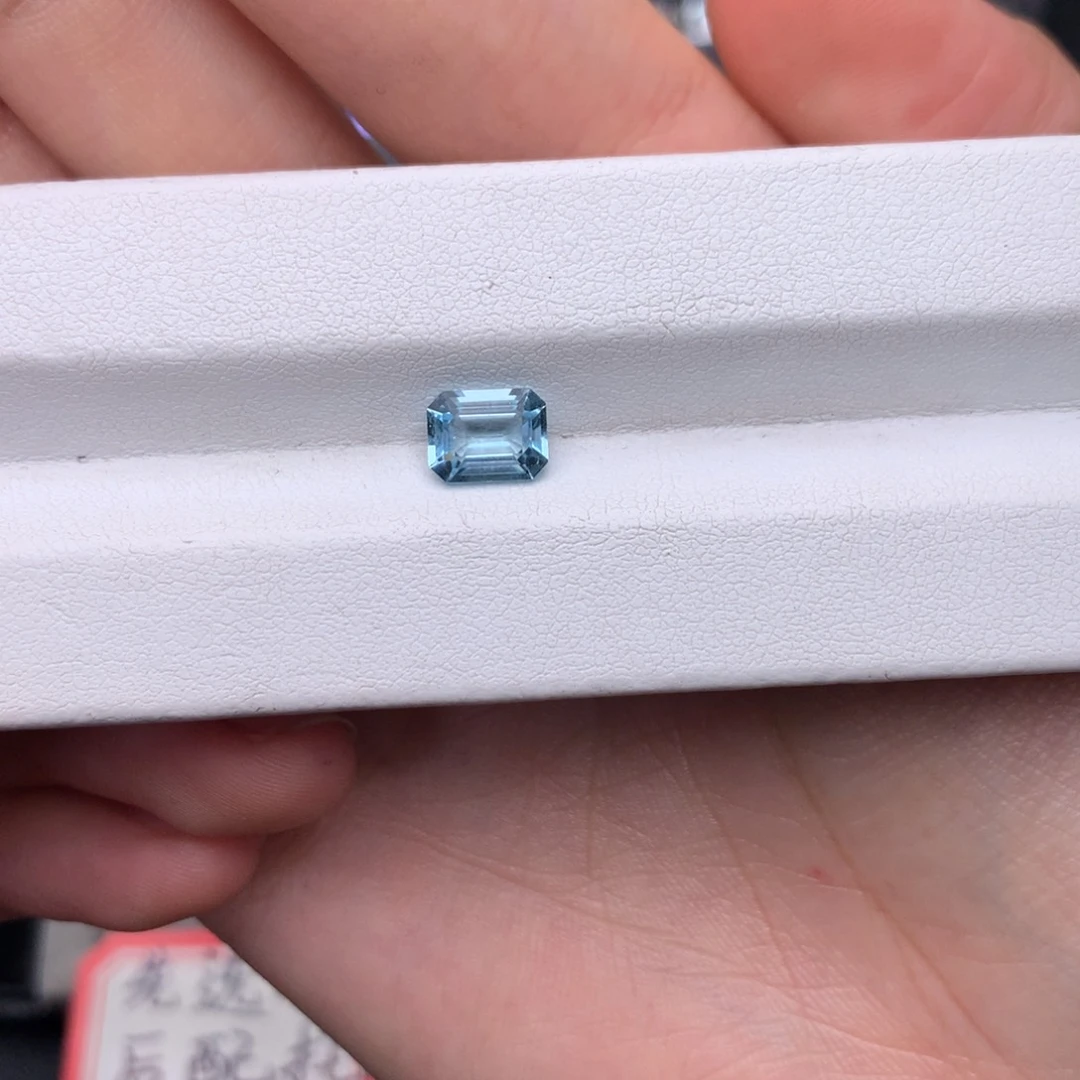 裸石海蓝宝石1.33ct