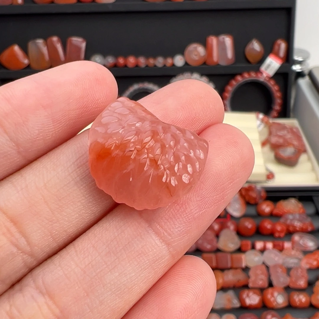 南红玛瑙未镶嵌颈饰橘子瓣