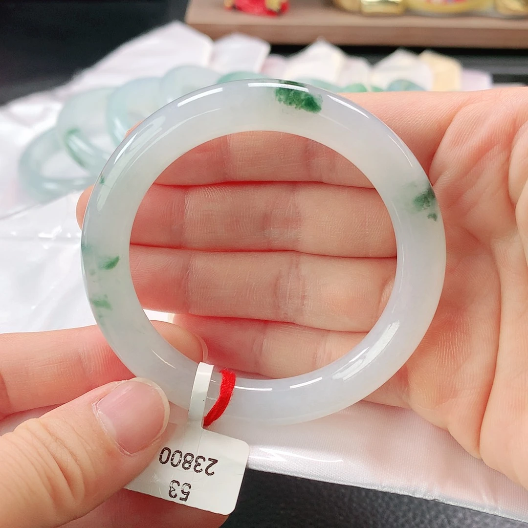 翡翠未镶嵌手镯缅甸A货翡翠手镯