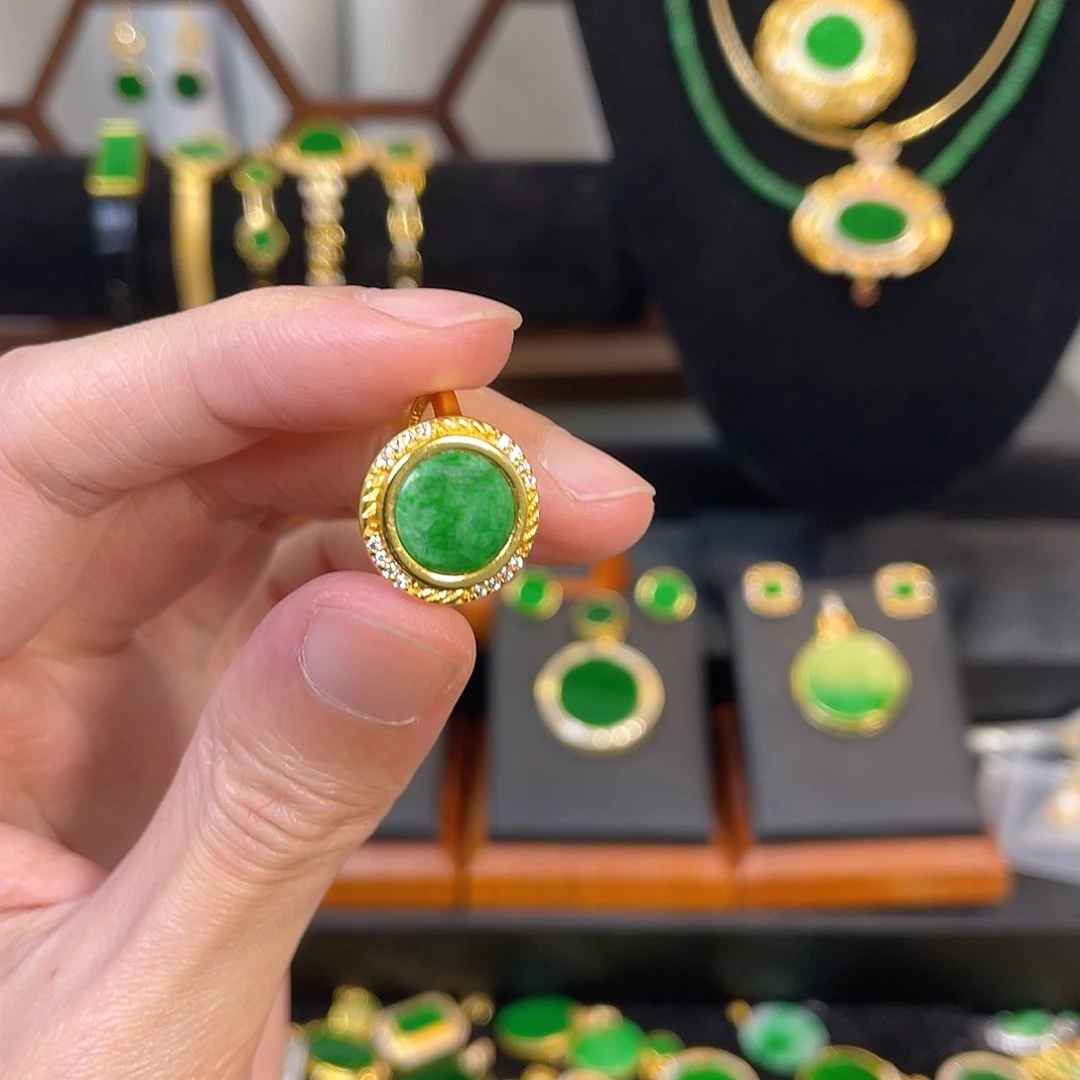 翡翠戒指银S925镀金镶嵌