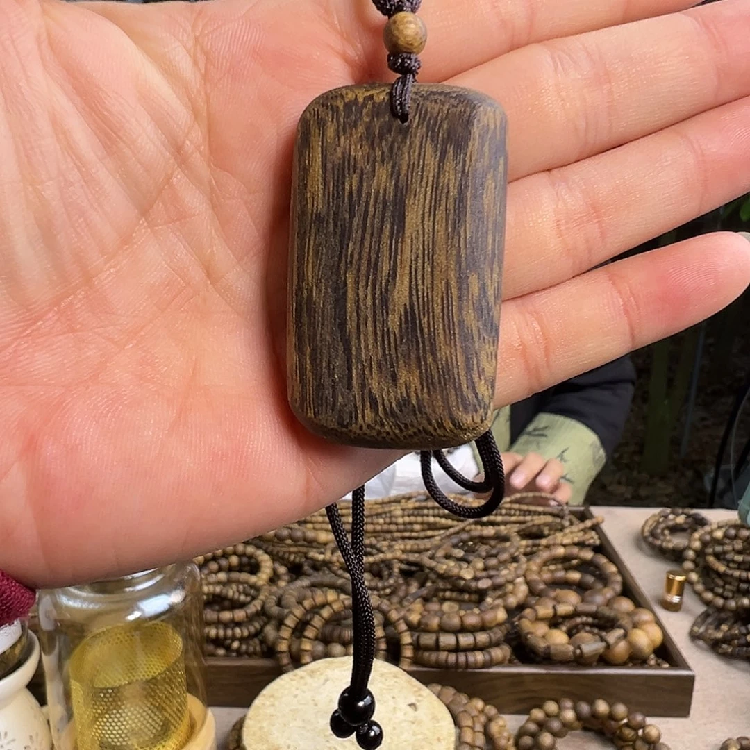 沉香沉香碎屑九九分沉无事牌多样性发其一