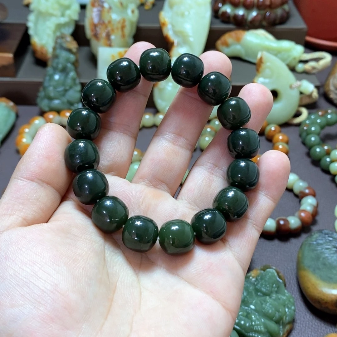 透闪石质玉未镶嵌手链