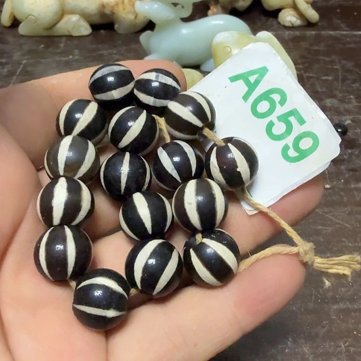 未镶嵌颈饰玛瑙/玉髓