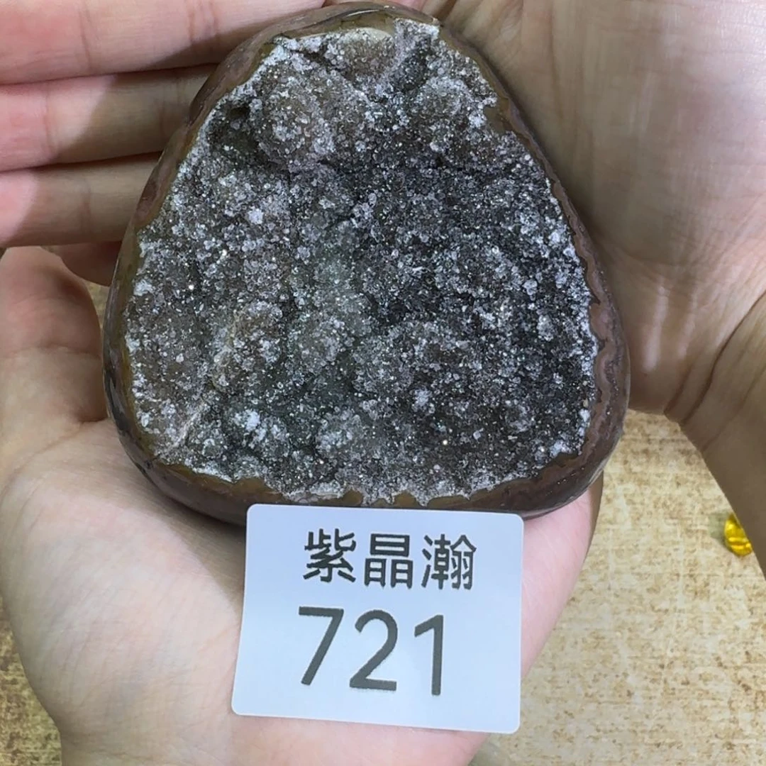 未镶嵌水晶大型摆件（非配饰）