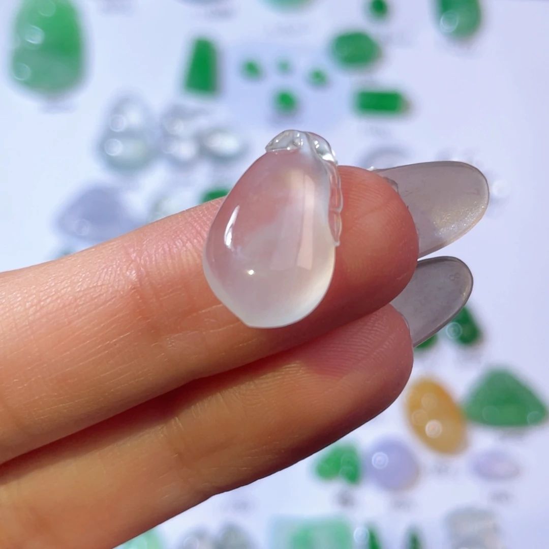 翡翠颈饰未镶嵌裸石