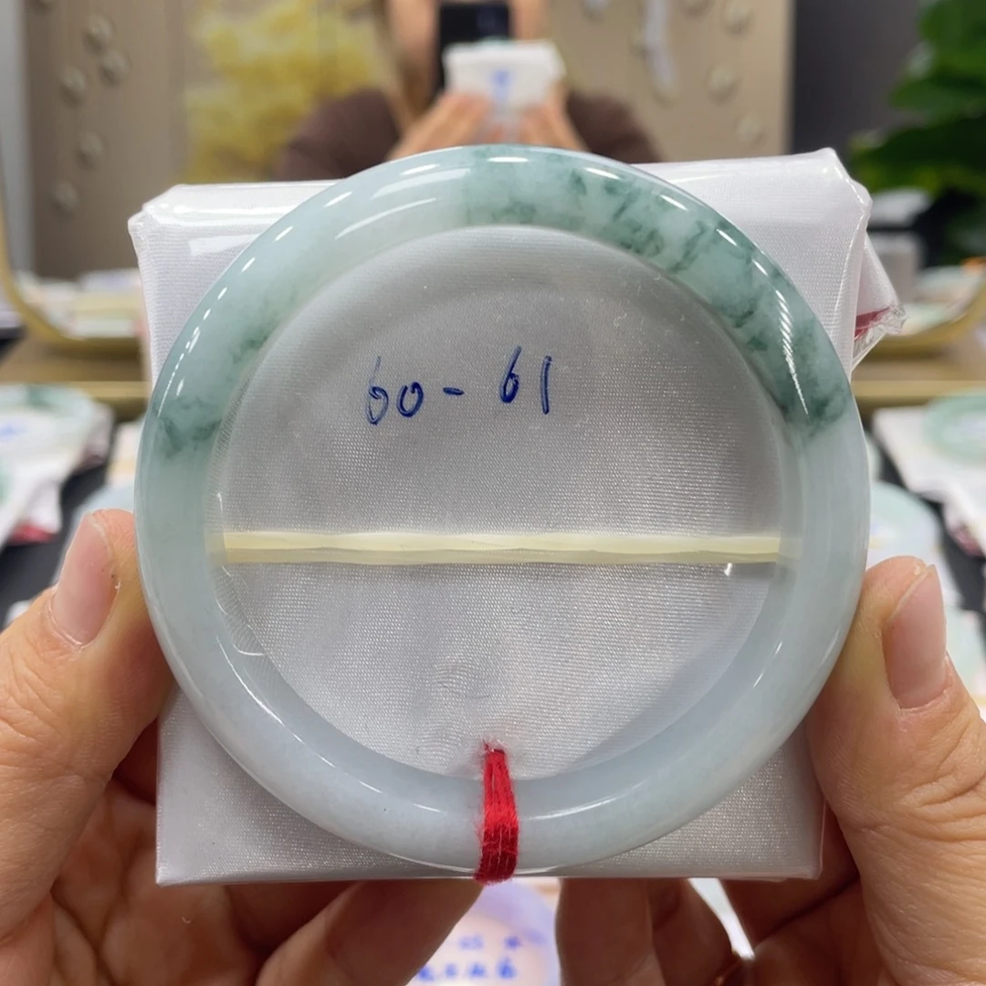 未镶嵌手镯翡翠翡翠