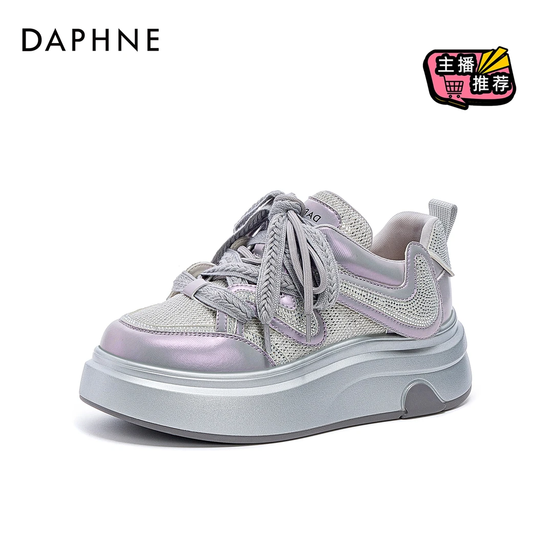 达芙妮2025春季新款时尚透气网面休闲鞋设计春季爆款休闲板鞋女