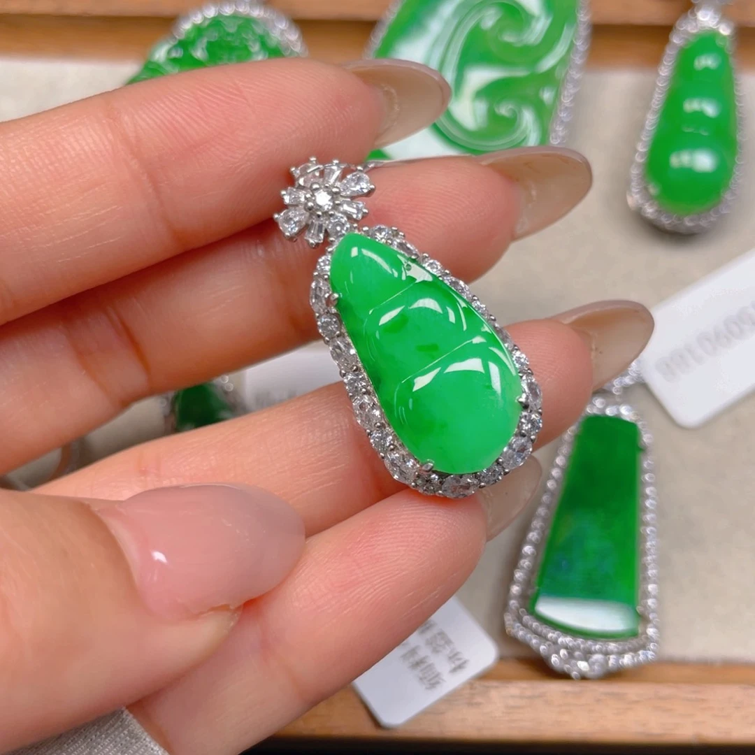 吊坠(不含链)银S925镶嵌翡翠