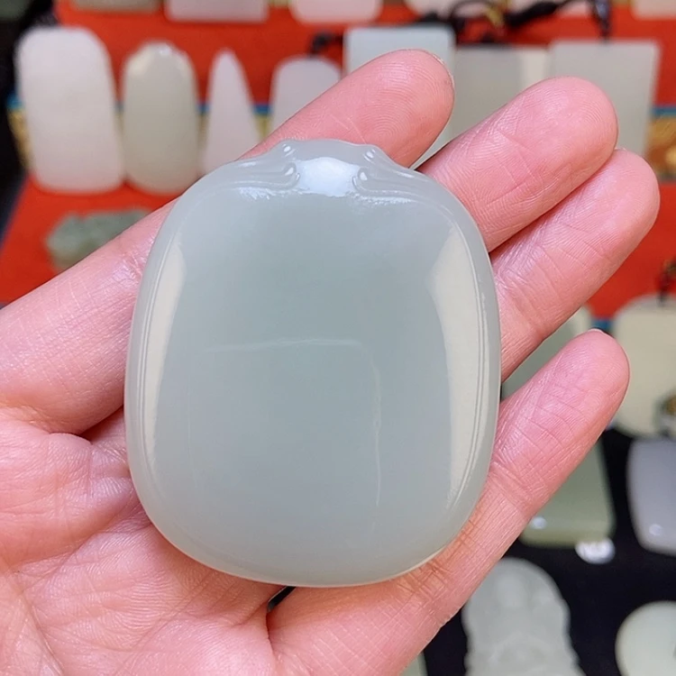 【闪购商品】颈饰未镶嵌和田玉