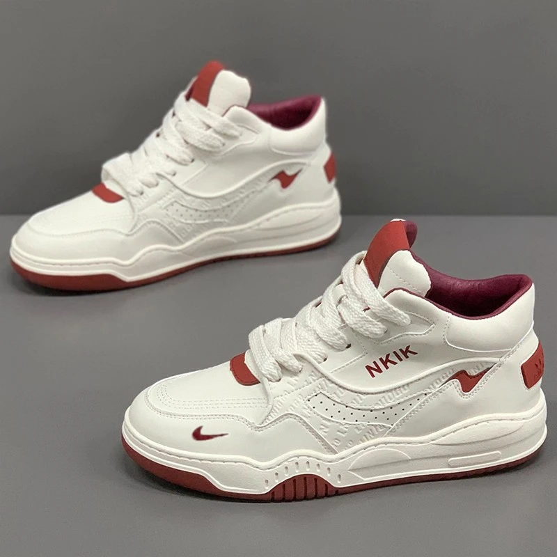 2025秋冬新款男鞋透气保暖运动休闲板鞋简约中帮软底耐磨小白鞋男