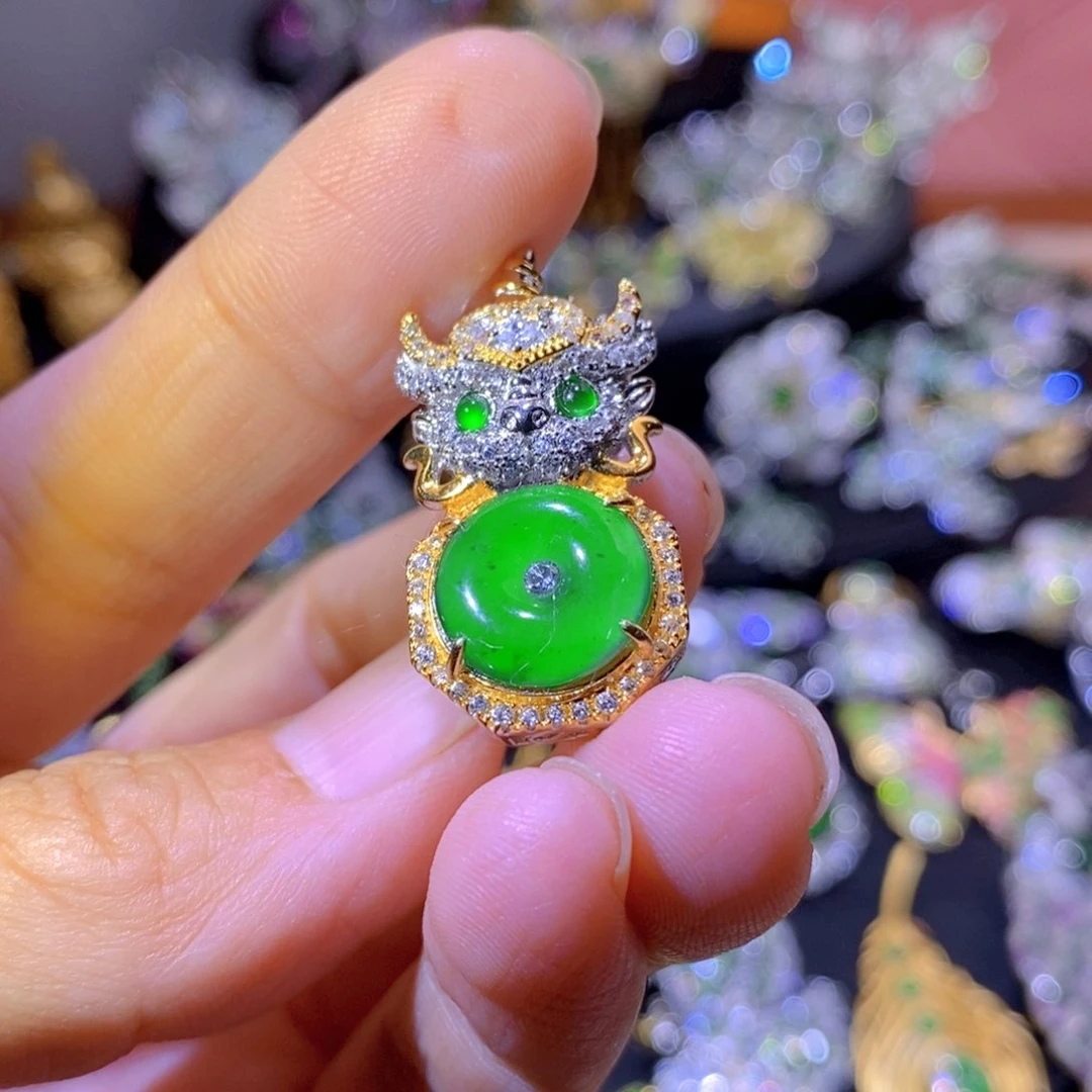 翡翠银S925镶嵌项圈天然翡翠