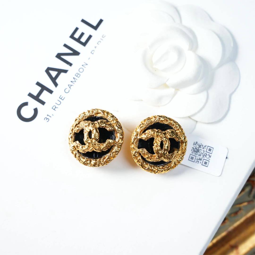 95新 Chanel/香奈儿 柚礼中古/香奈儿熔岩黑金双C耳夹CG509004