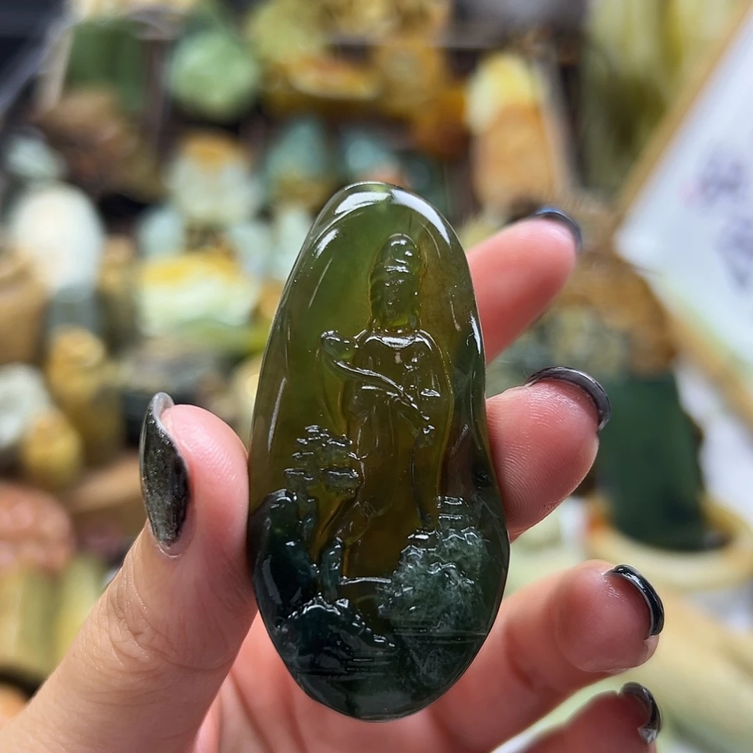 盛***年未镶嵌岫玉颈饰岫玉绿观音