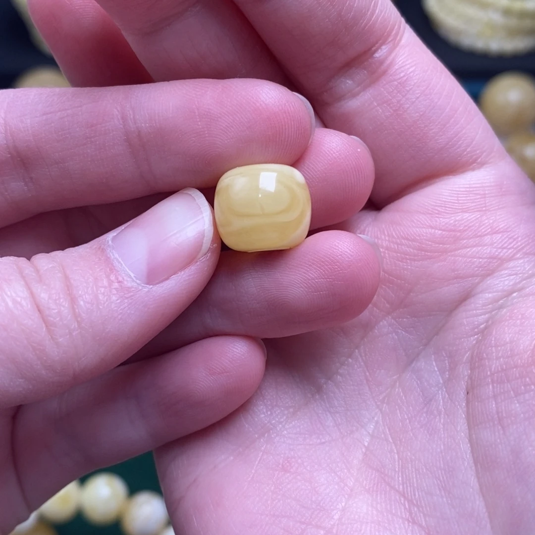 蜜蜡未镶嵌珠宝奇石12.7✖️11.2