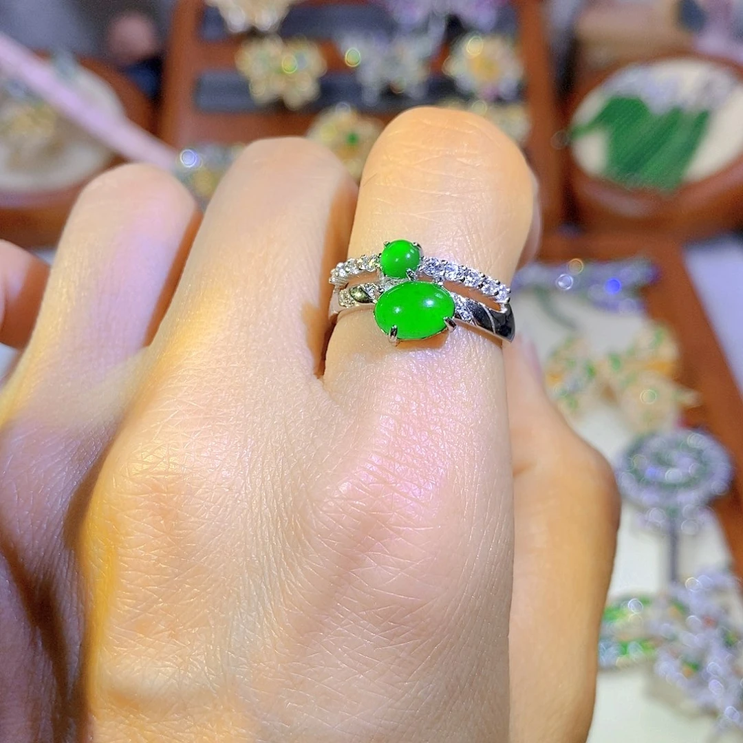 颈饰银S925镶嵌翡翠