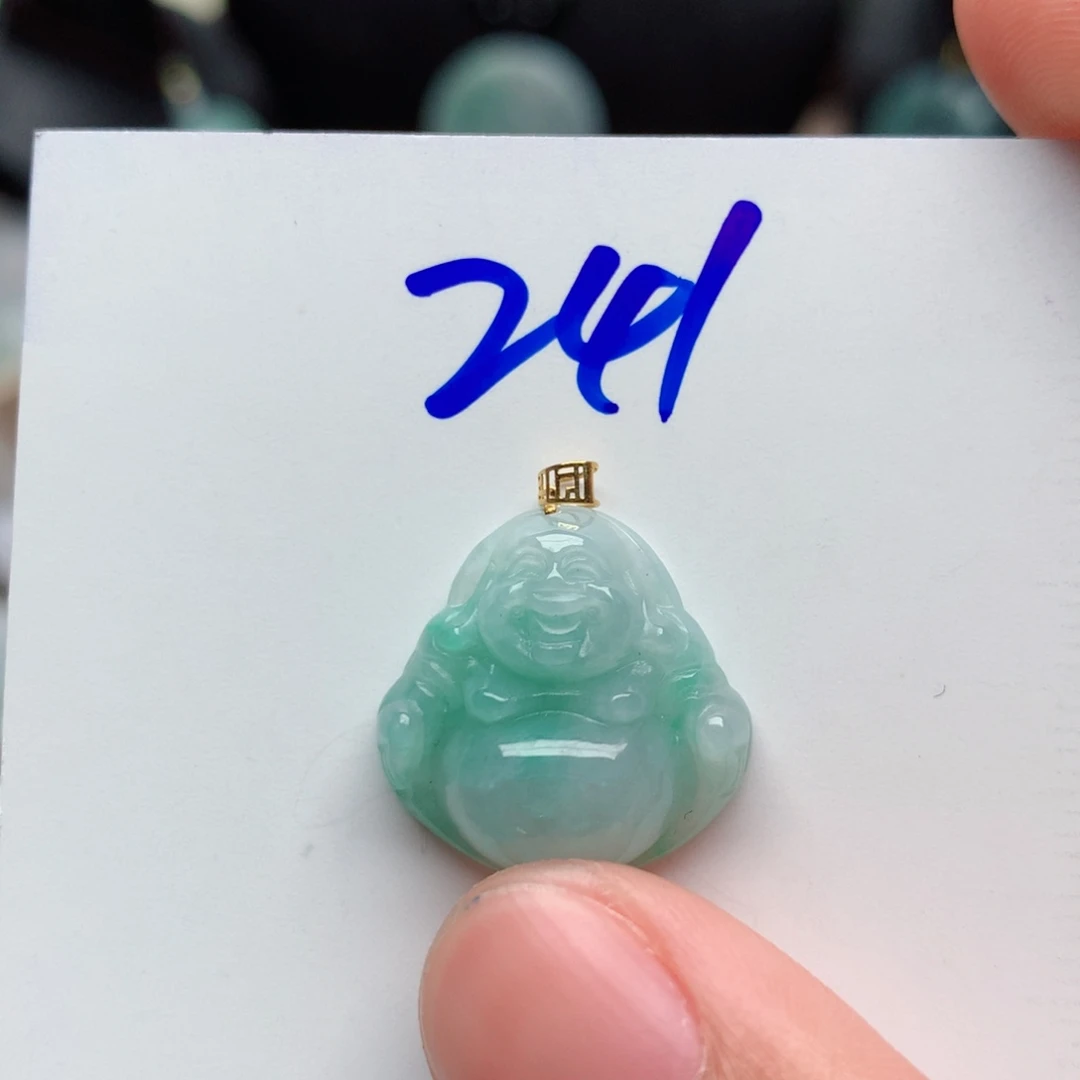 翡翠颈饰18K金镶嵌吊坠