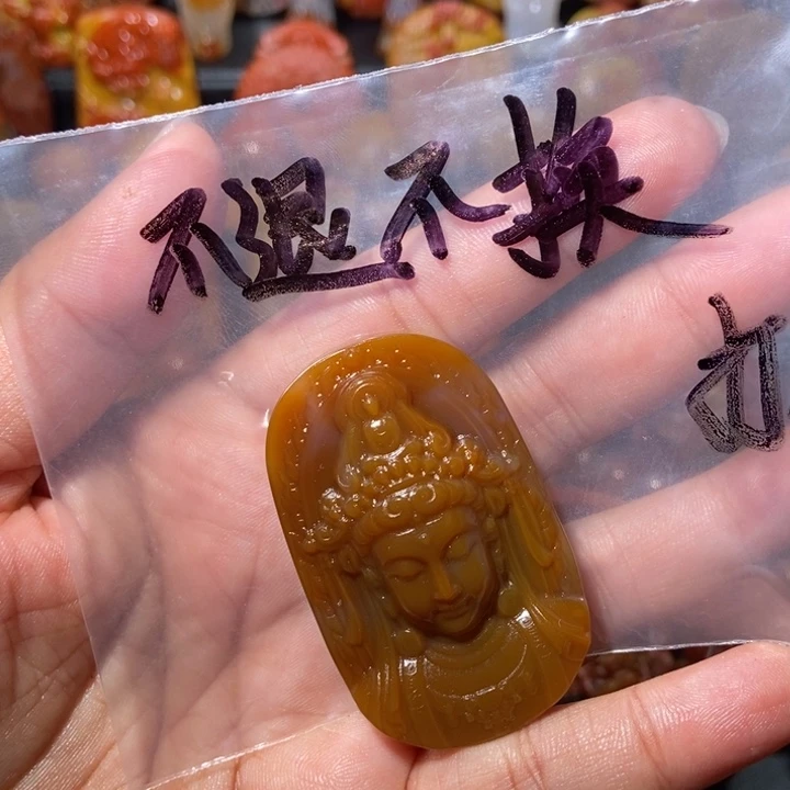 未镶嵌颈饰玛瑙/玉髓
