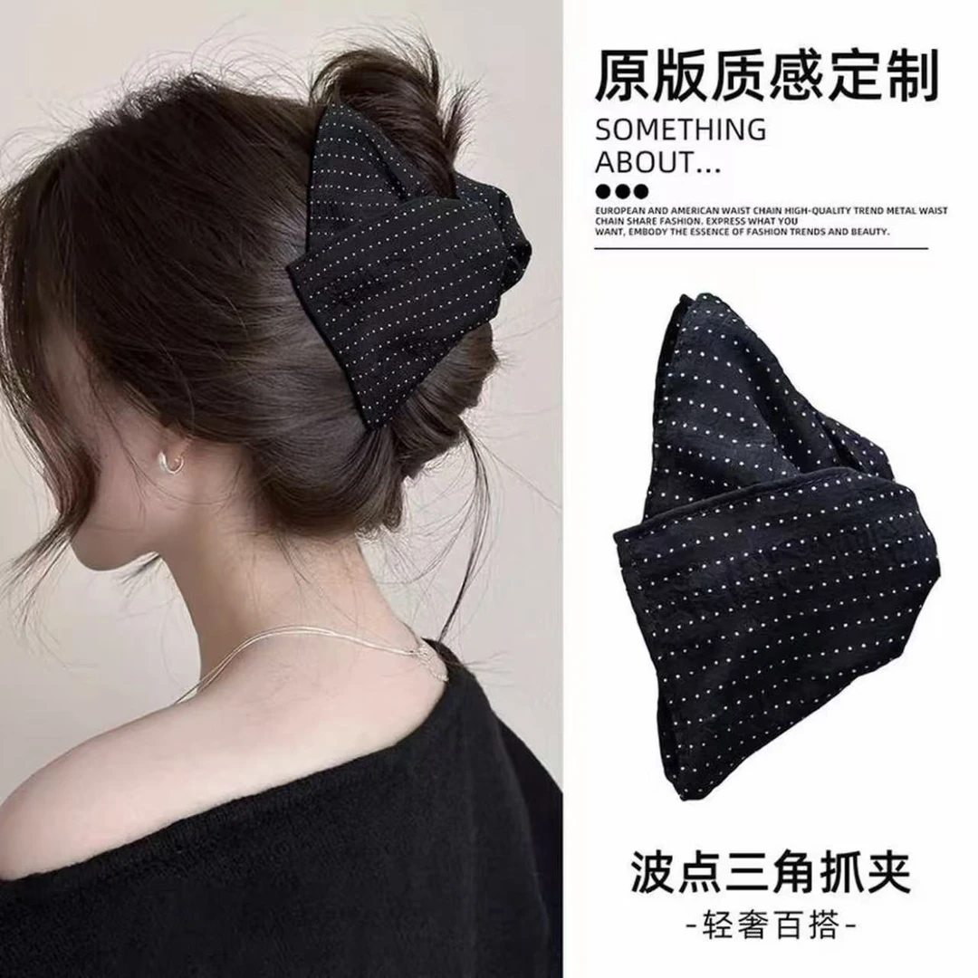 法式高马尾三角抓夹女高级感2025新款赫本风鲨鱼夹后脑勺发饰