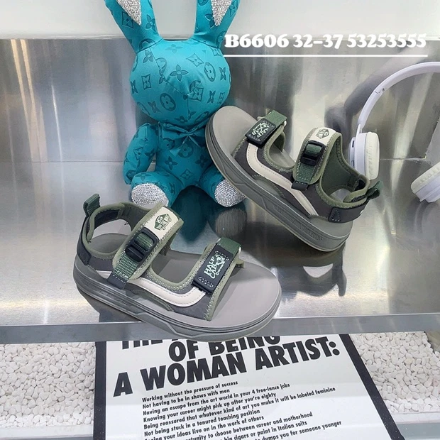 6606夏季大童沙滩鞋露趾凉鞋鞋子男魔术贴宝宝金属