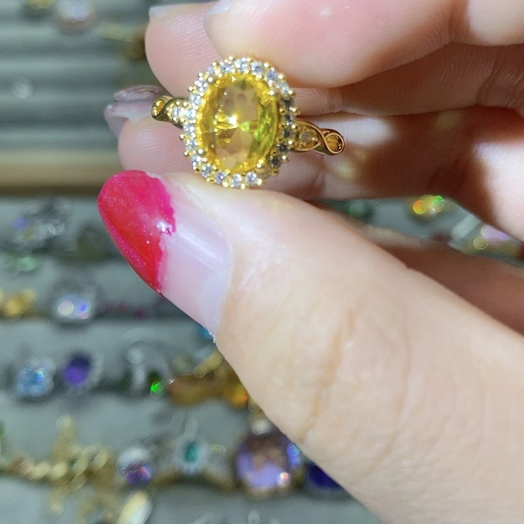 【闪购商品】银S925镶嵌戒指水晶