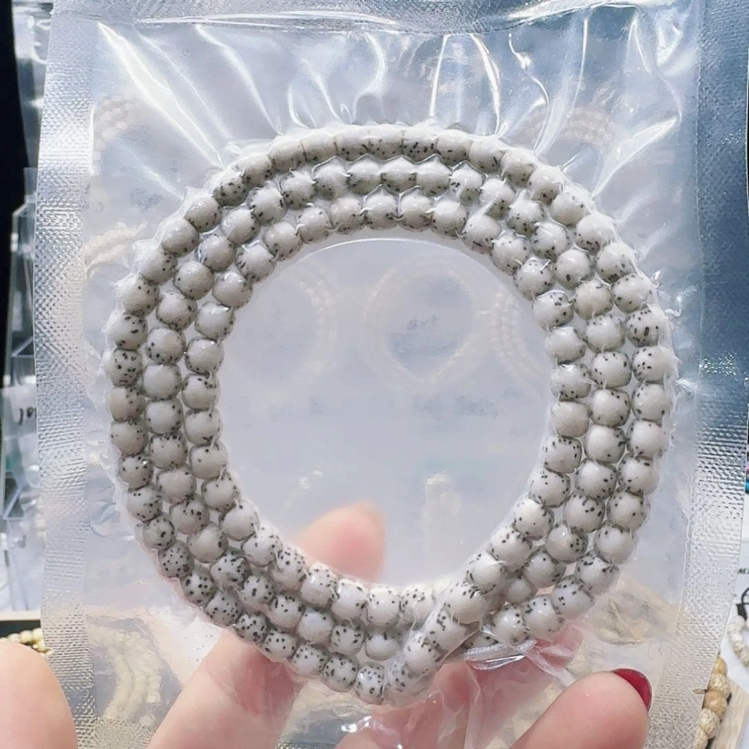 星月菩提吊坠7.6石玉河豚