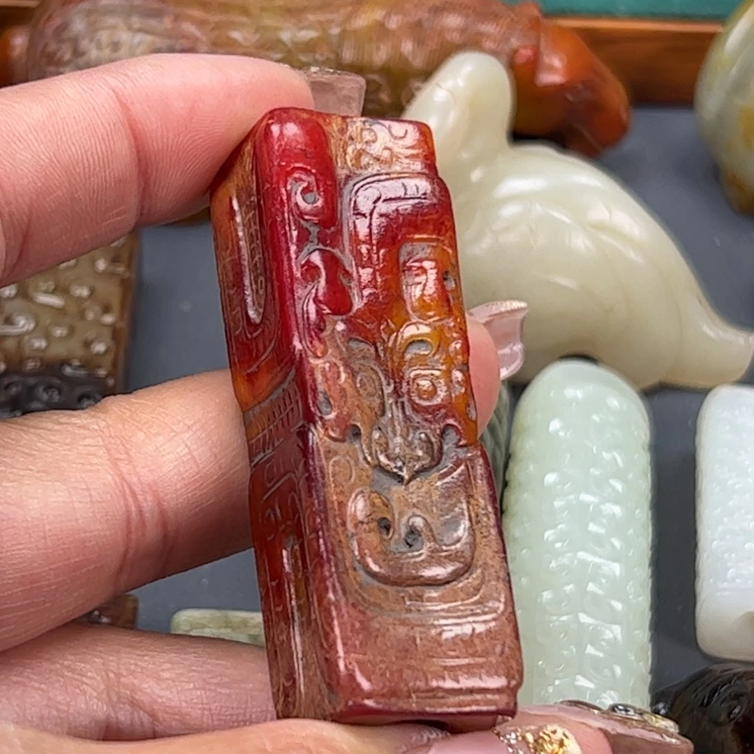 和田玉颈饰未镶嵌凤****制