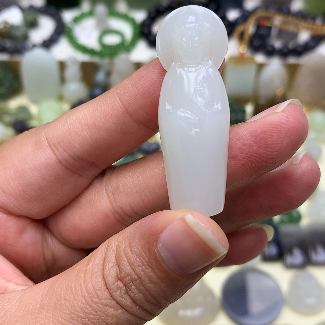 橘***水颈饰未镶嵌和田玉