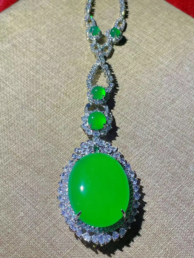 吊坠 璀璨精美Tbbo15-48