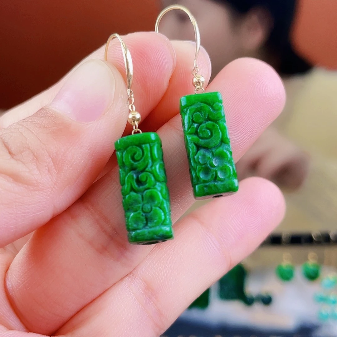 翡翠18K金镶嵌耳饰