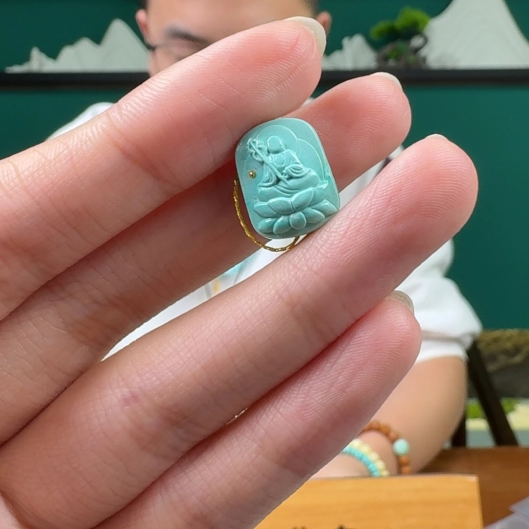 绿松石未镶嵌珠宝奇石