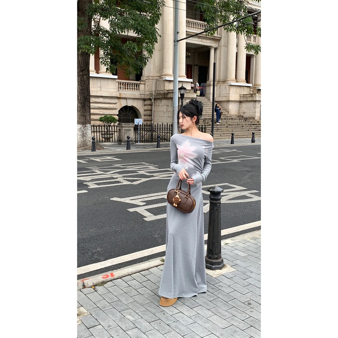 气质休闲磨毛可单穿长款大摆连衣裙加气质毛毛手绘外套套装