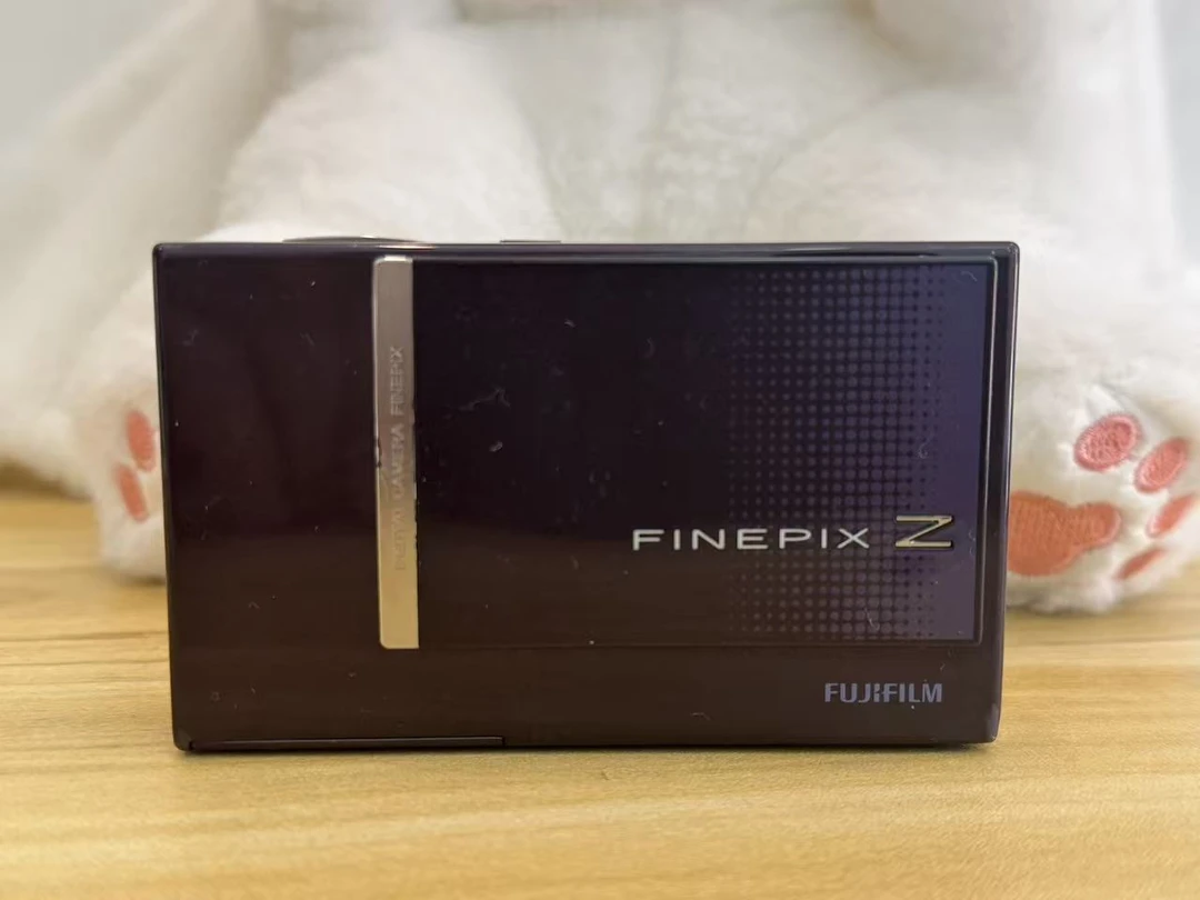 8新 Fujifilm/富士 8新富士Z250fd暗角不影响出片