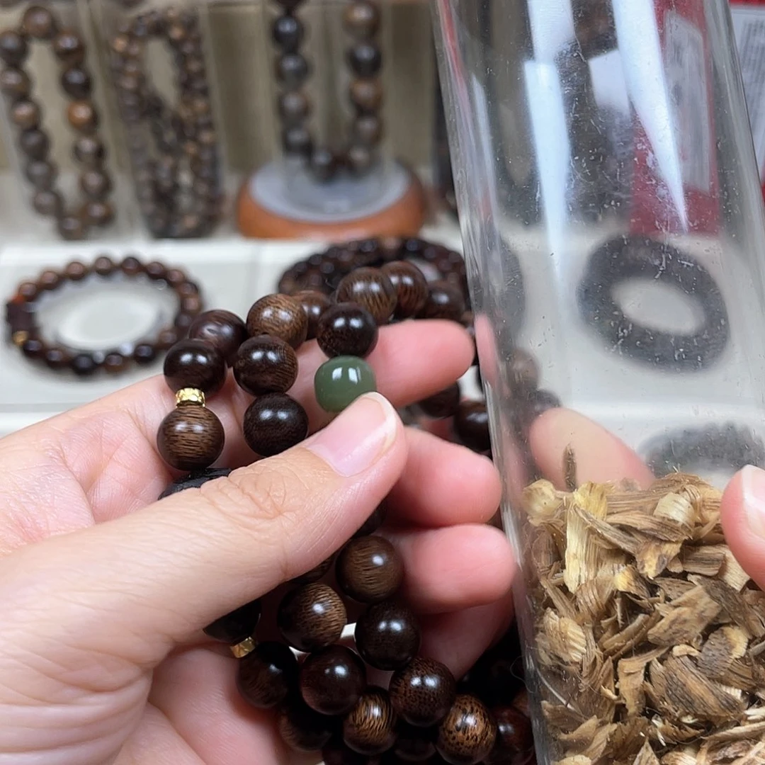 一***你沉香沉香碎屑+越南芽庄白奇楠留疤料1.0