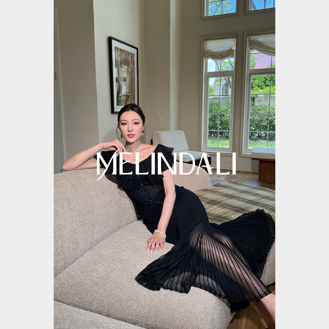Melinda Li【朦胧天鹅】天鹅湖网纱朦胧花边圆领针织上衣半裙套装夏