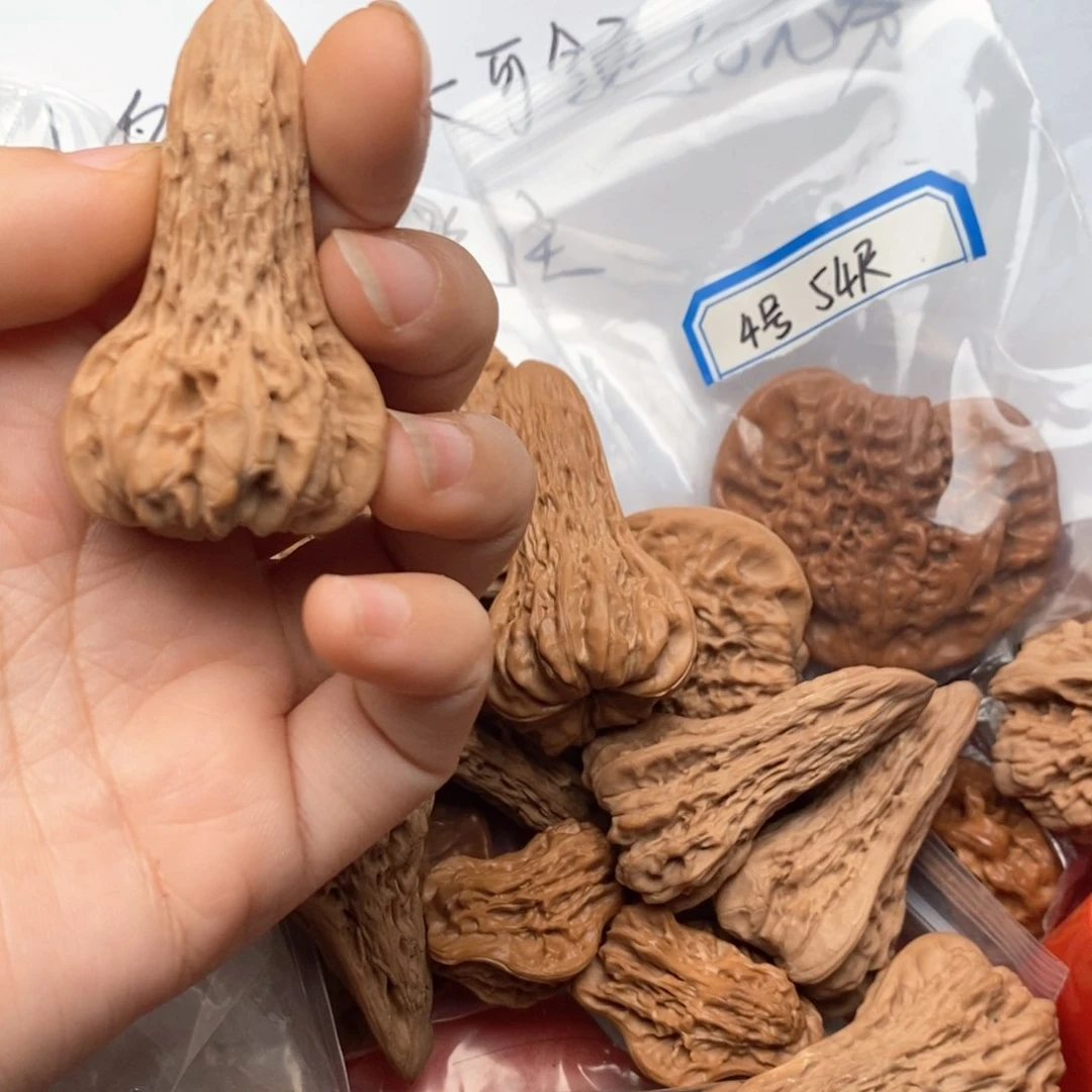 文玩核桃吊坠都**活宝塔