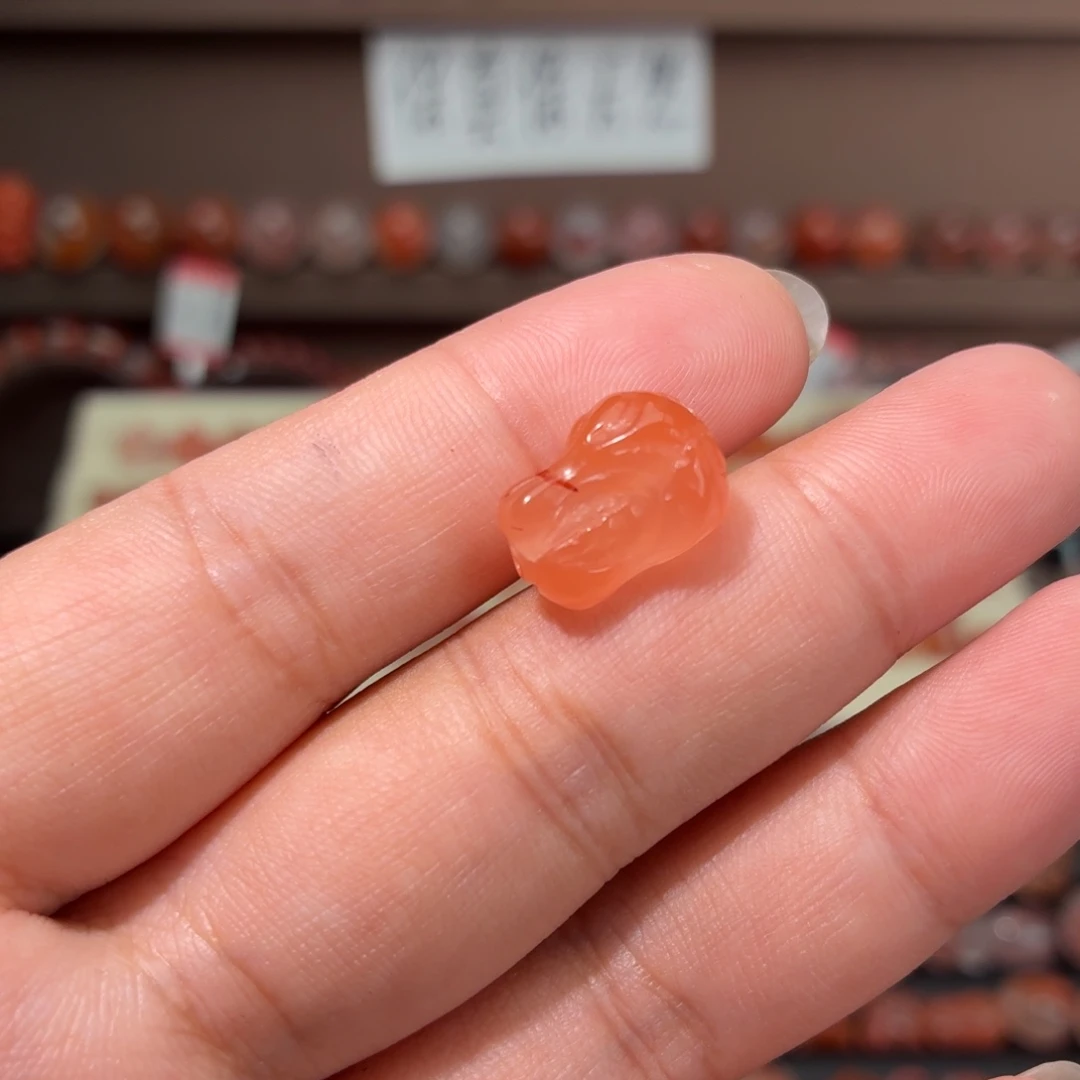 未镶嵌川料南红玛瑙通孔白菜