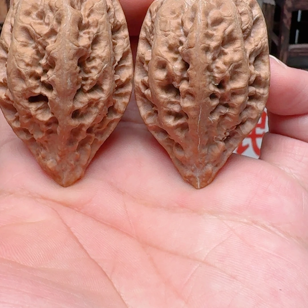 吊坠文玩核桃奶油龙脊