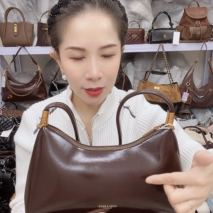 蚕丝小牛剖层皮革PU0752